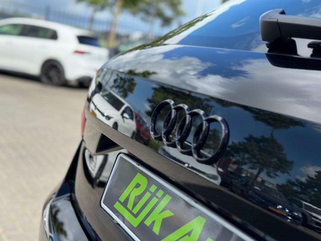 Audi Q2 30 tfsi design * camera * carplay * clima