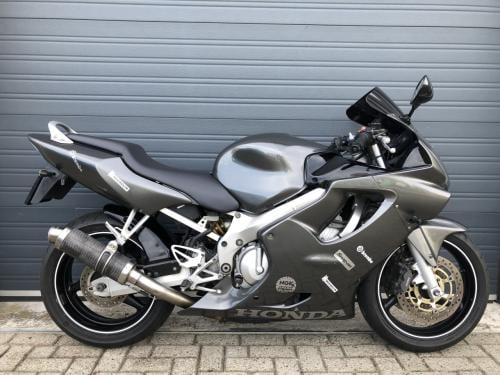 ***VERKOCHT*** Honda CBR600 uit 2003, sportdemper €2450.-