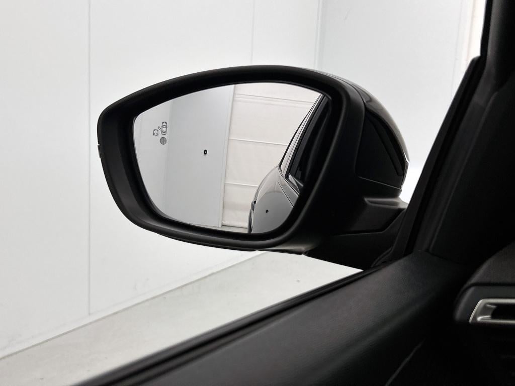 Peugeot 208 hybrid 145pk automaat gt | rijklaar | adaptief cruise control |