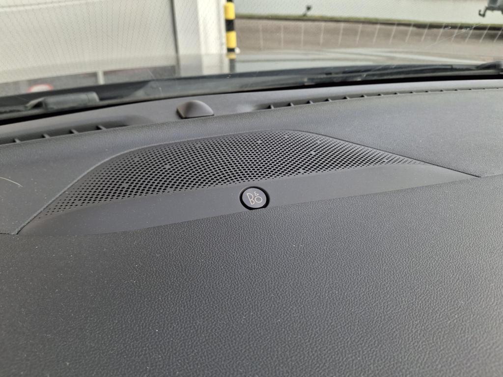 Ford Focus wagon 1.0 ecoboost hybrid titanium x | agr | apple carplay & and