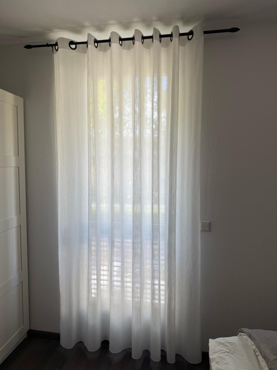 Witte inbetween gordijnen