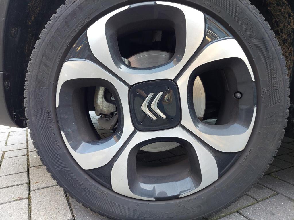 Citroen C3 Aircross suv 110 shine navi/clima/cam/trehaak