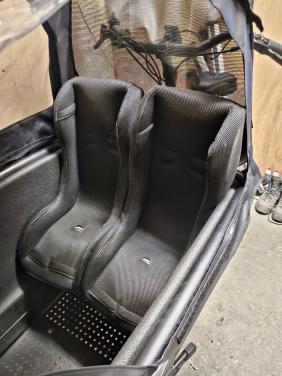 2 peuterschalen Urban Arrow