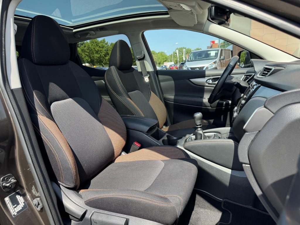 Nissan Qashqai 1.3 dig-t n-motion | trekhaak | panoramadak | apple carplay/
