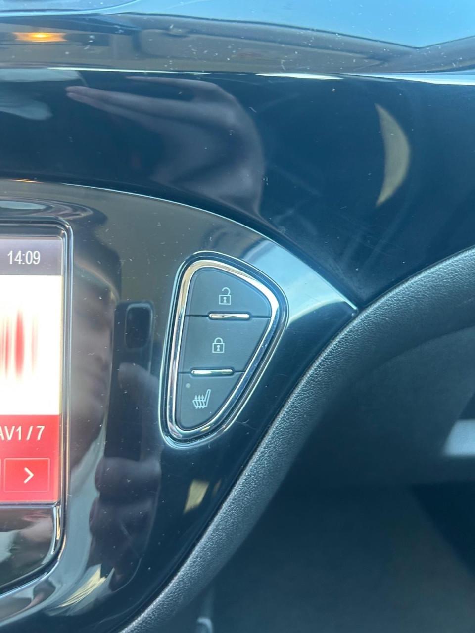 Opel Corsa easytronic 2015 bruin automaat