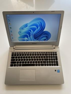 Laptop met SSD en Verlicht Toetsenbord