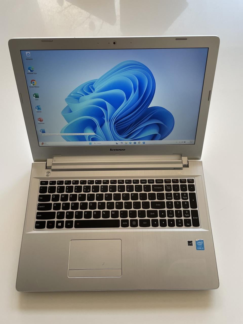 Laptop met SSD en Verlicht Toetsenbord