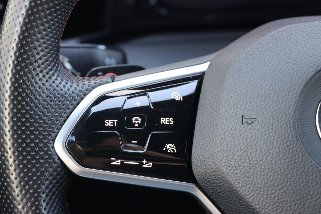 Volkswagen Golf 2.0 tsi 245pk dsg7