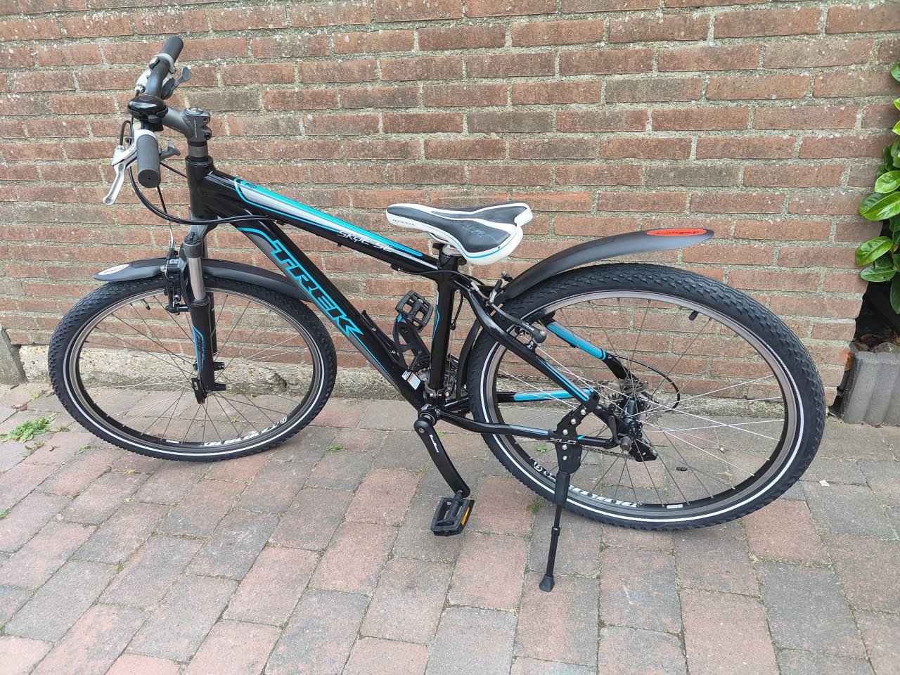 Trek Skye SL 26 inch mountainbike 24 versnellingen verende voorvork