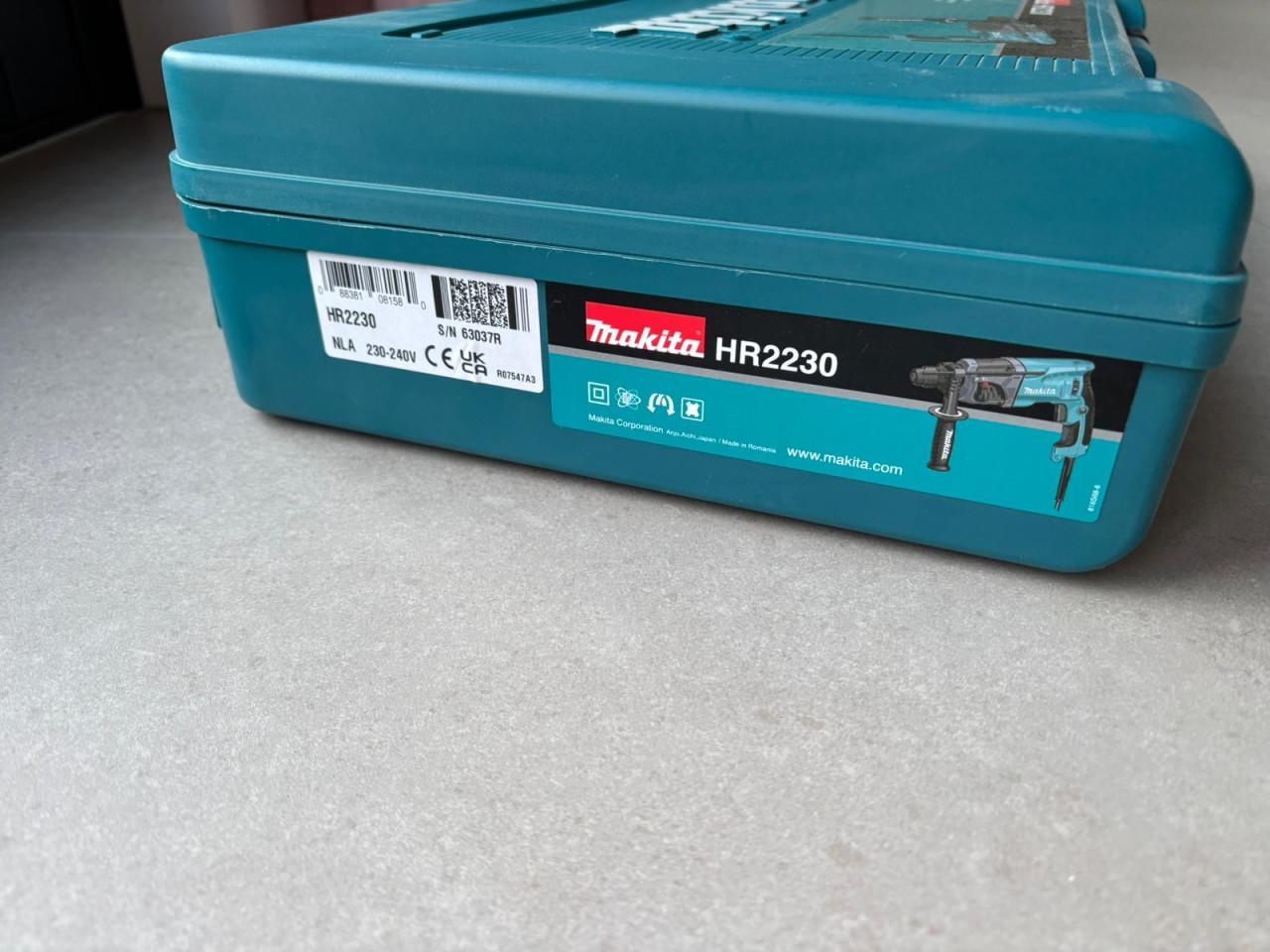 Makita Boorhamer HR-2230 - Nieuwstaat