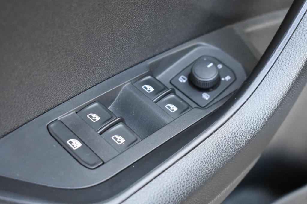 Skoda Karoq 1.5 tsi act sportline | trekhaak | virtual | camera | nap | app