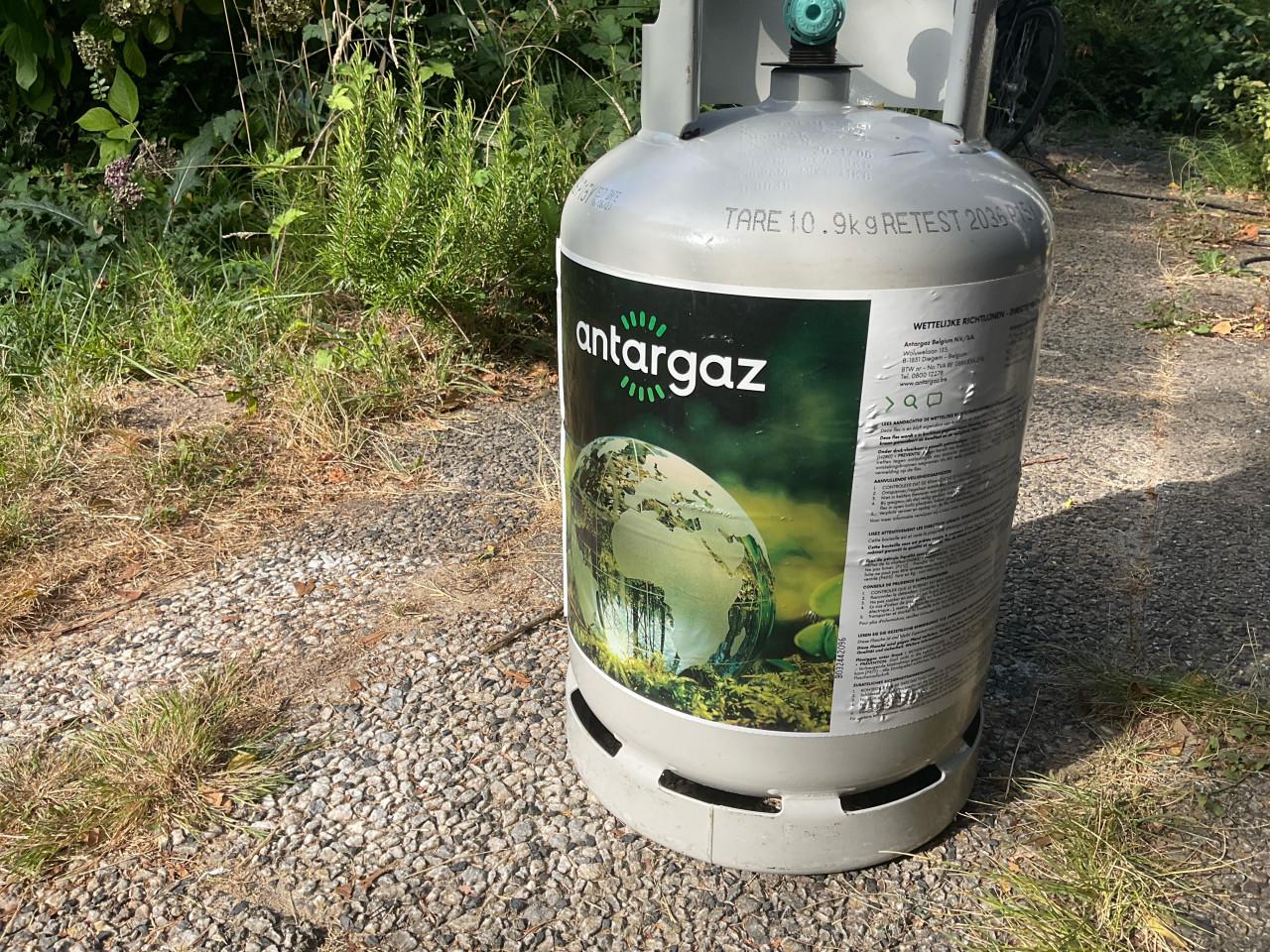 Volle verzegelde antargaz gasfles