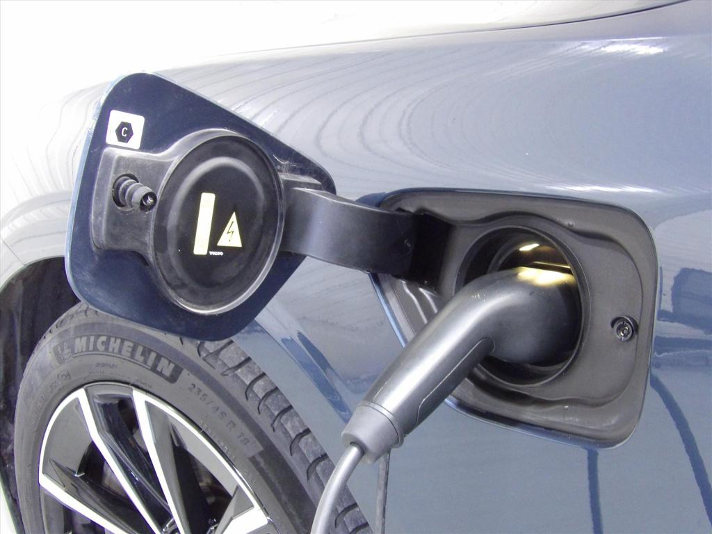 Volvo V60 t6 twin engine 398pk awd aut plus dark